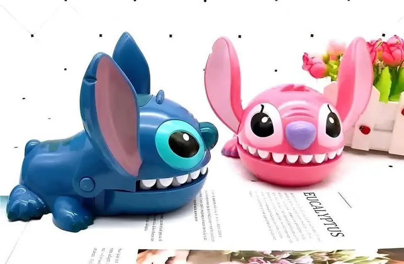 لعبة تحدي ستيتش العضاض، مغامرة الضحك والمفاجآت