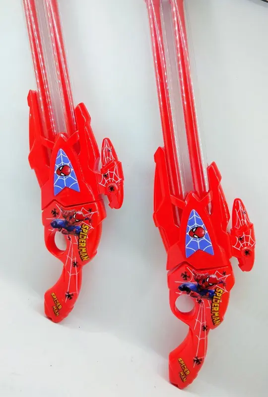 مدفع المياه المزدوج، بتصميم سبايدر مان بحجم 35 سم