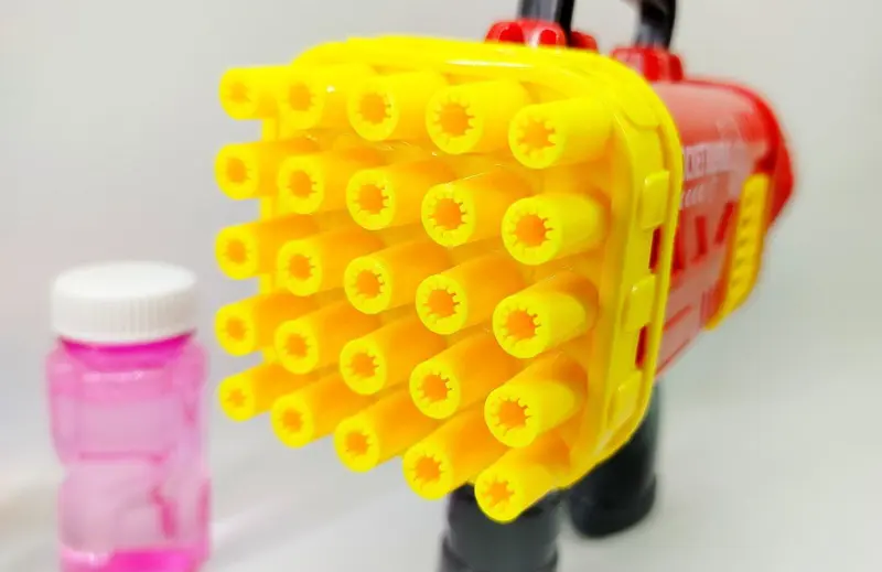 مسدس الفقاعات الاحترافي، 25 فتحة مع خزانين لمغامرة لا تنتهي