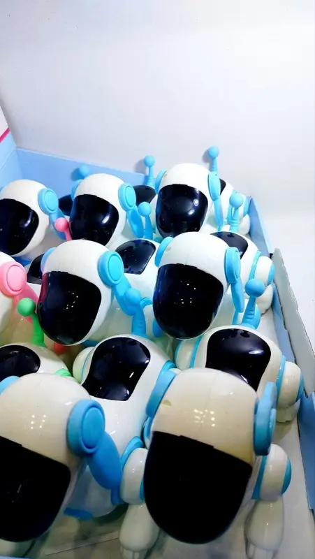 الكلب الآلي رامز، لعبة متحركة بصوت وإضاءة وجودة عالية