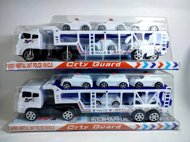 شاحنة نقل سيارات الشرطة، مع ٥ سيارات إضافية وآلية السحب (Pull-Back)