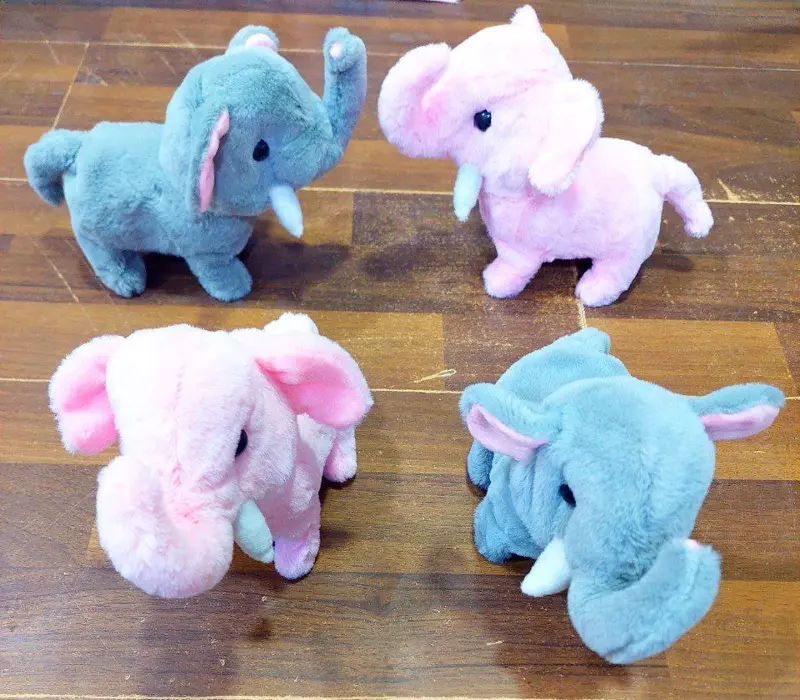 الفيل الموسيقي المتحرك، رفيق المرح واللعب