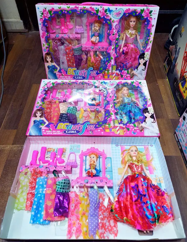 عروسة الأزياء، أناقة وخيال لا ينتهي