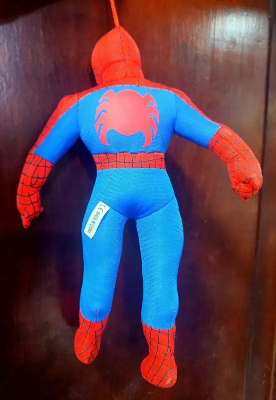 دمية سبايدرمان القطنية الناعمة بحجم 30 سم