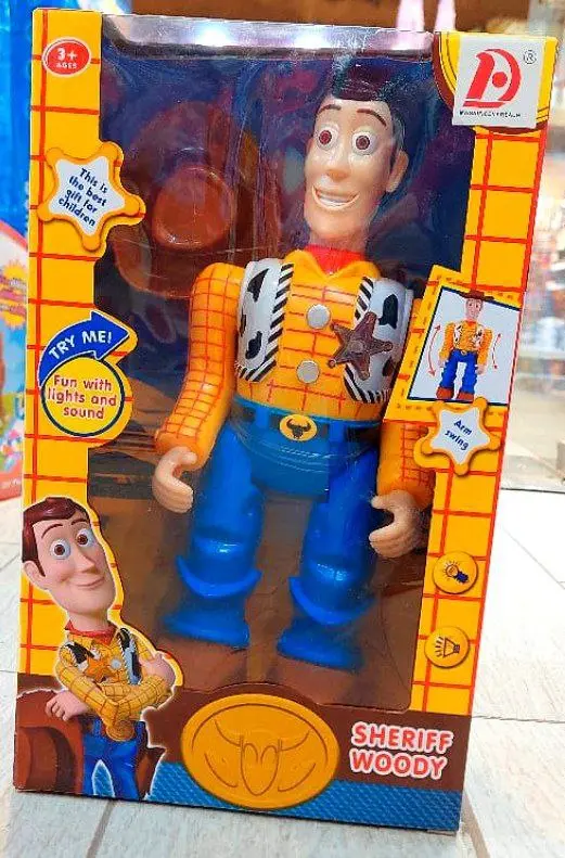 دمية وودي المتحركة الناطقة