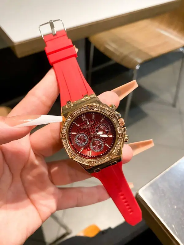 ساعة روليكس النسائية العصرية بحزام مطاطي عريض