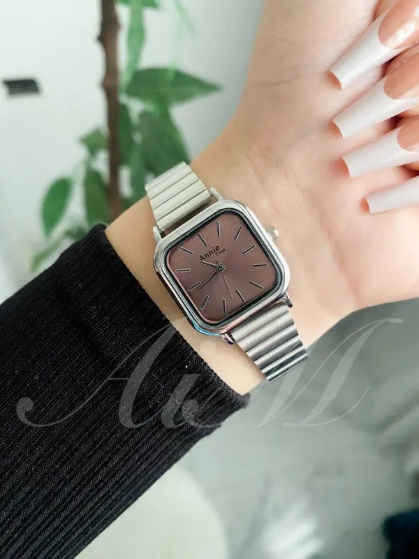ساعة أني تايم النسائية بسوار أنسيال فاخر