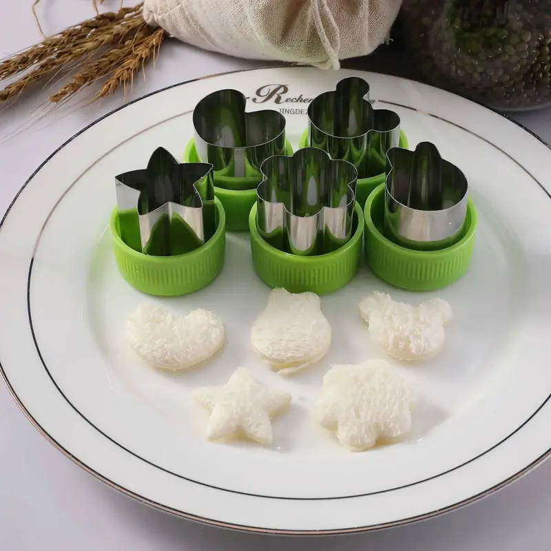 طقم قطاعات "فان شيب" المتعدد الاستخدامات 12 قطعة للحلويات والفواكه