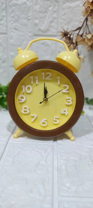 منبه "مغامرات الصباح" بتصميم كبير وشخصيات مرحة