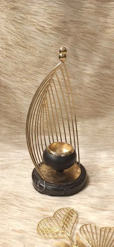 شمعدان "اللمسة الملكية" المستورد بتصميم كلاسيكي فريد