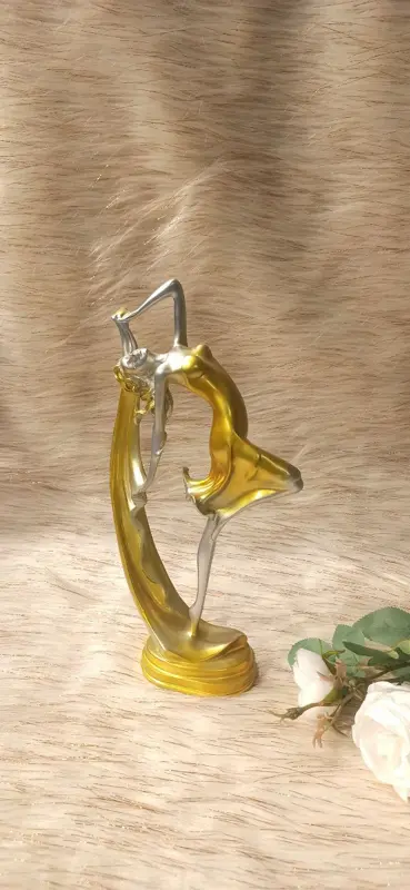 تحفة "التناغم العصري" الديكورية بتصميم فني بسيط