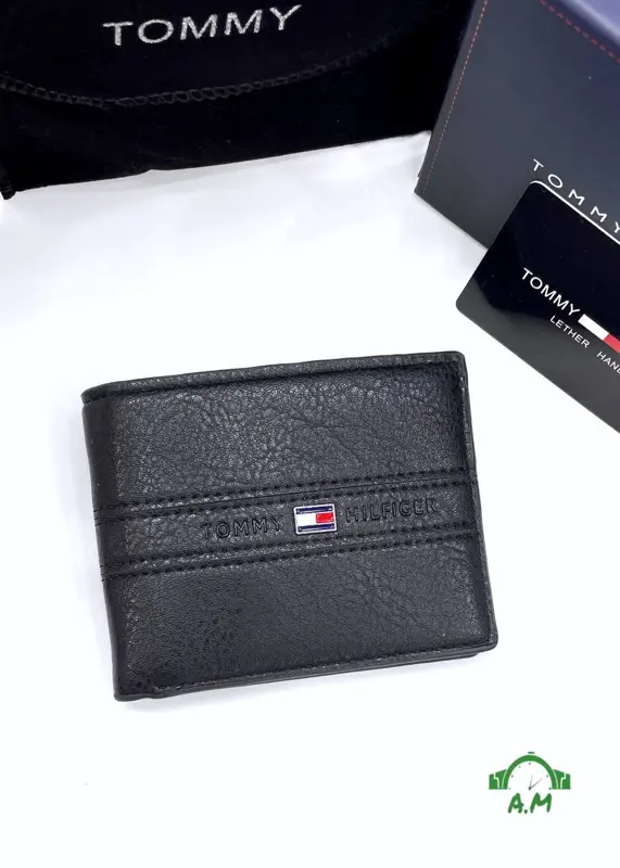 محفظة تومي للرجال بتصميم عصري