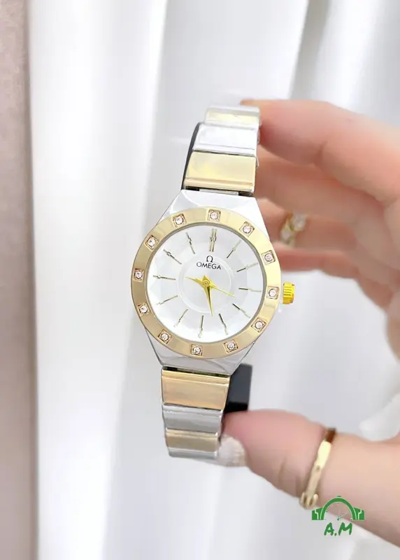 ساعة أوميغا حريمي بتصميم أنيق