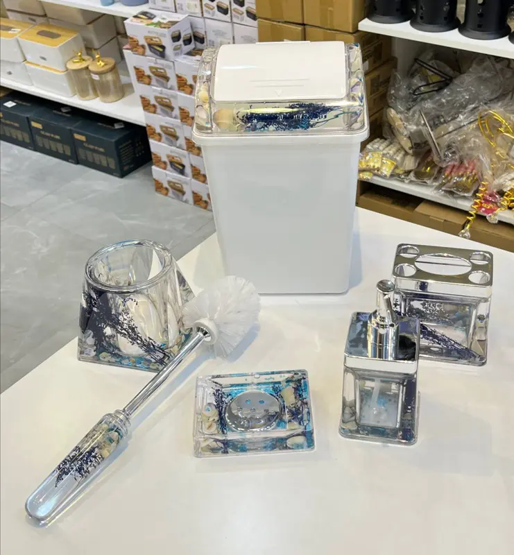 طقم إكسسوارات حمام أكريليك بتصميم 3D عائم فاخر (مجموعة متكاملة)