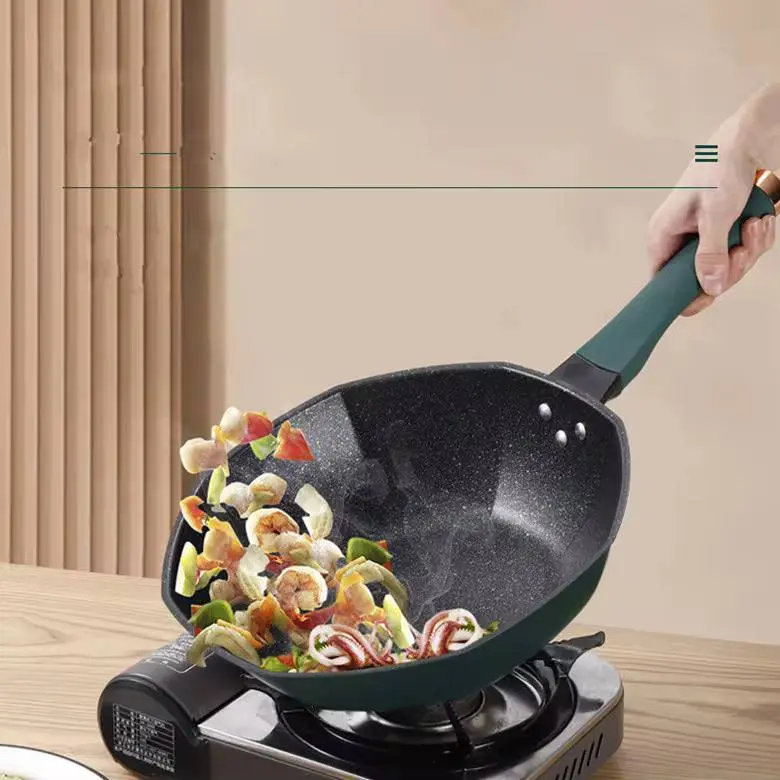 مقلاة سداسية عميقة بغطاء بيركس