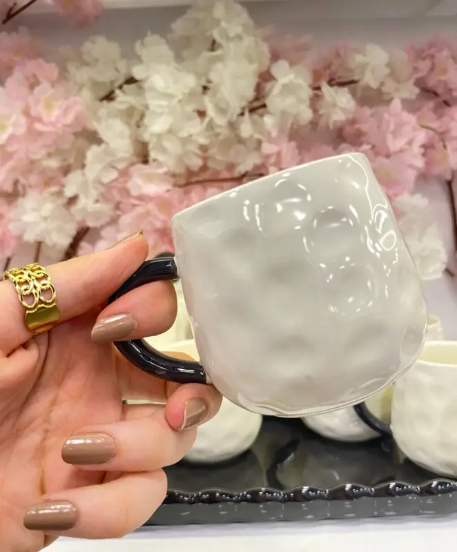 طقم تقديم فاخر 8 قطع (أكواب، دورق، صينية بورسلين)