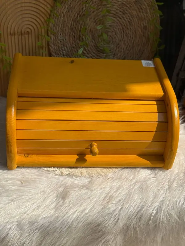 عياشة خشبية