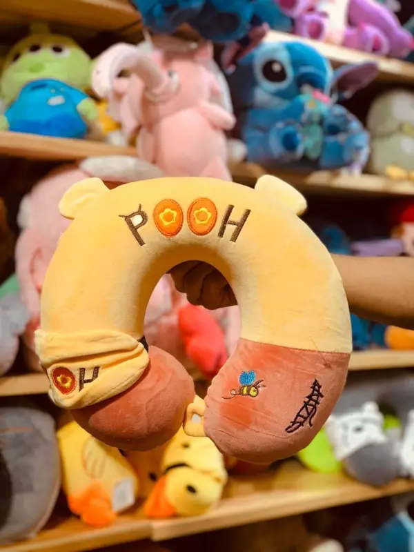 مخدة رقبة بتصميم مختلفه