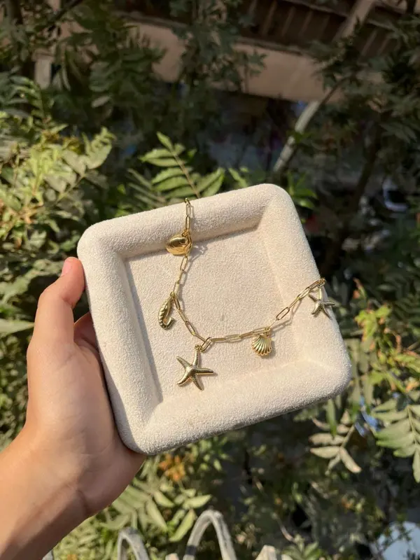 سلسلة "الرقة المزدوجة" من "ذا إليجنت أنيمال"