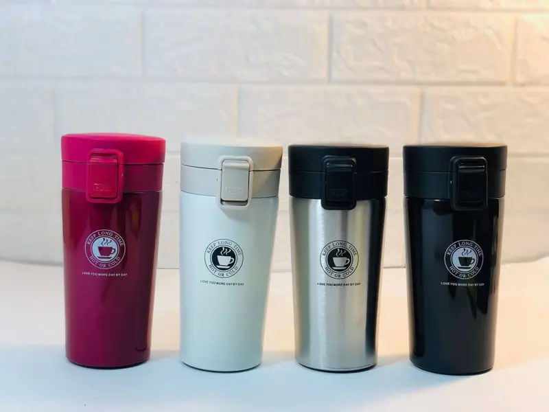 مج الكلاسيكي استار بكس بزرار غطاء لراحة فورية