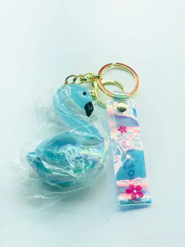 ميدالية البجعة الساحرة، تصميم فريد بألوان جذابة