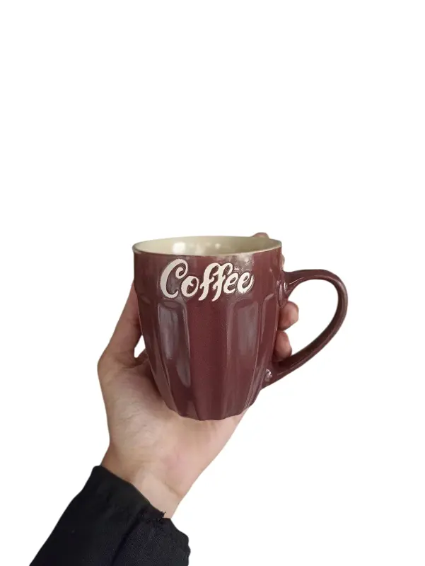 مج قهوة بتصميم جذاب ومريح