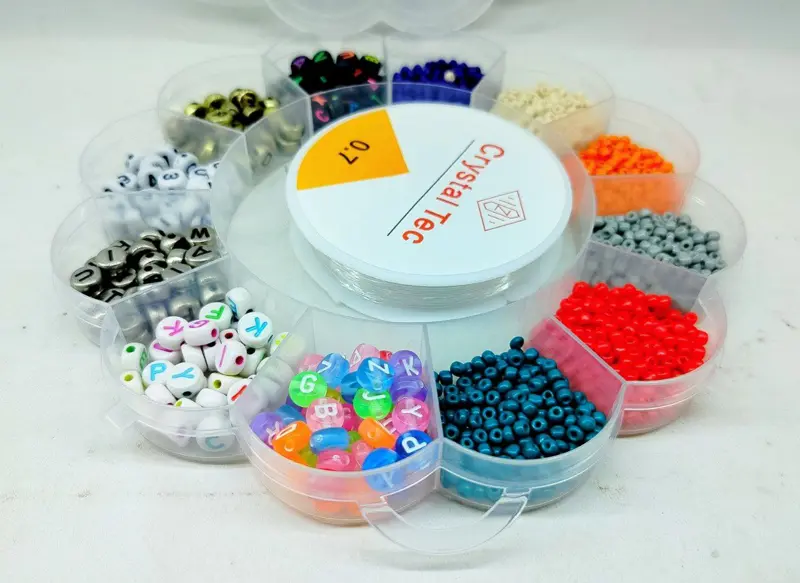 طقم خرز وإكسسوارات، لصنع أساور وحلي يدوية مبدعة