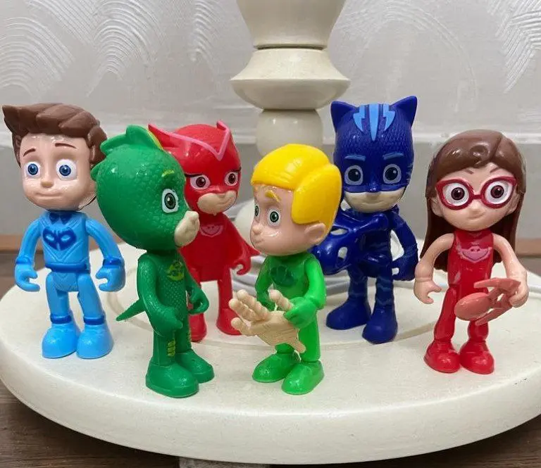 مجموعة شخصيات أبطال بي جي ماسكس الأبطال الخارقين