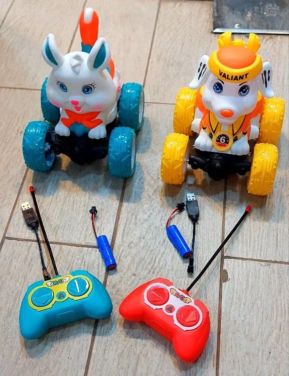 لعبة عربة التوست المتحركة بشخصيات كرتونية