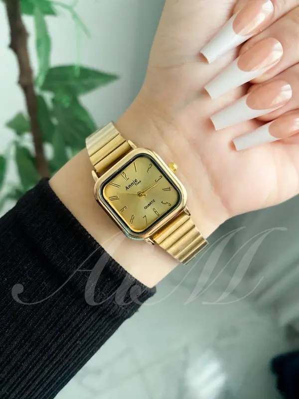 ساعة أني تايم بتصميم أنسيال كلاسيكي