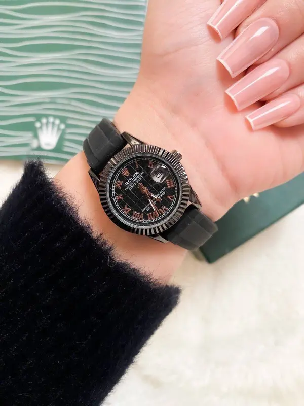 ساعة رولكس نيو سبورت بسوار رابر