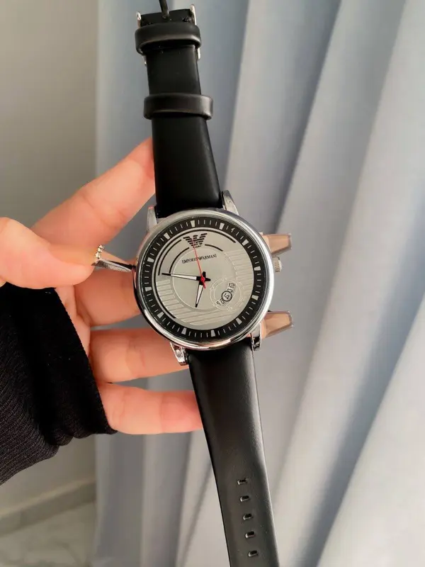 ساعة إمبريو أرماني أيكون جلد رجالي