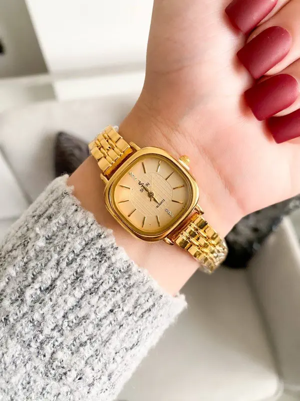 ساعة شين أنسيال إصدار روز جولد كلاسيك حريمي