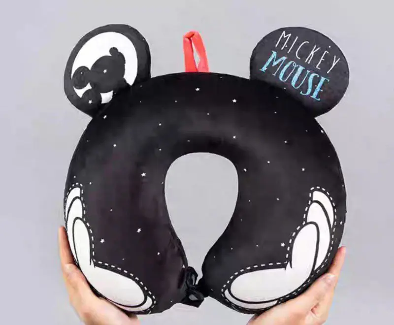 وسادة رقبه "ترفل كمفورت" الناعمة لدعم الرقبة في الرحلات الطويلة