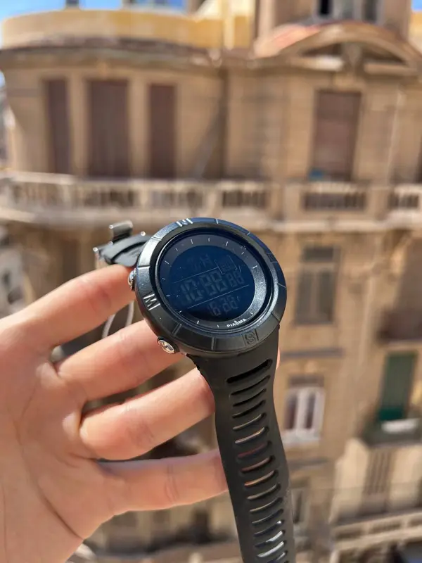 ساعة "PIOMA" الرجالية الرياضية المقاومة للماء