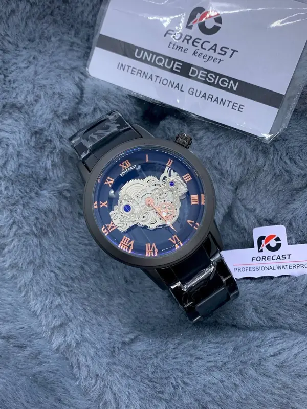 ساعة "FORECAST ORIGINAL" بتصميمها الصلب الجديد والمقاوم للتعرق