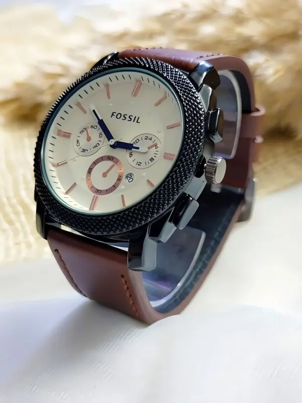 ساعة "FOSSIL" الرجالية الجلدية بلمسة الجودة العالية
