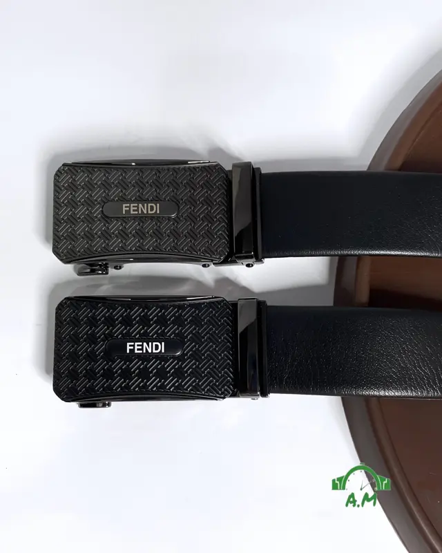 حزام فندي رجالي بإبزيم مميز