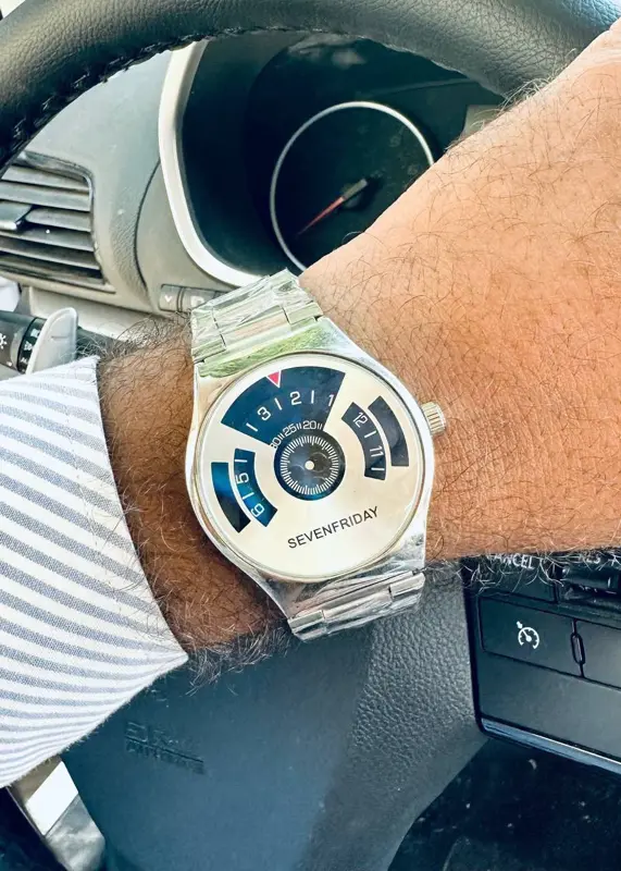 ساعة سيفين فرايداي رجالي توب كواليتي