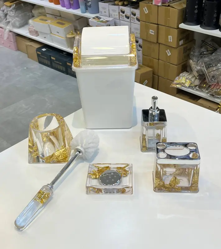 طقم إكسسوارات حمام أكريليك بتصميم 3D عائم فاخر (مجموعة متكاملة)