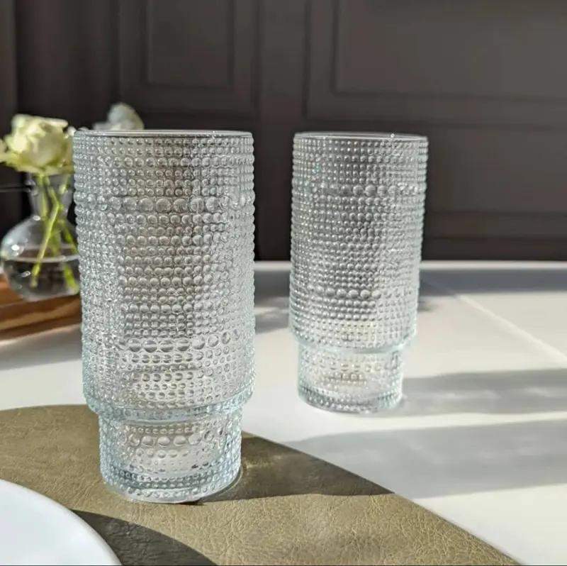 طقم أكواب (شوب) زجاجية 6 قطع بتصميم منقرش فاخر (سعة 350 مل)