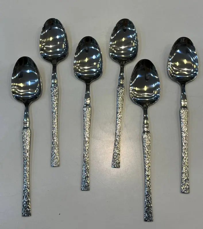 طقم ملاعق طعام 6 قطع كبير (ستانلس استيل سيلفر بتصميم مزخرف كلاسيكي)