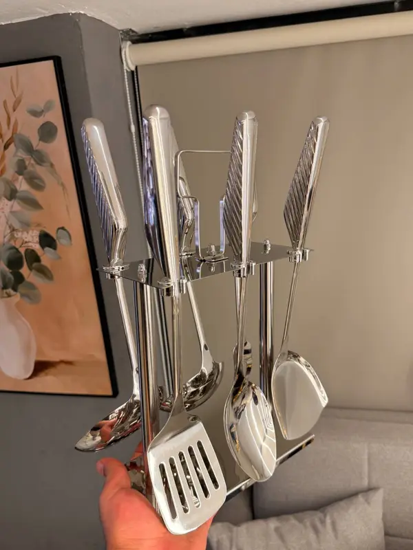 طقم توزيع فاخر 7 قطع ستانلس ستيل 18/10