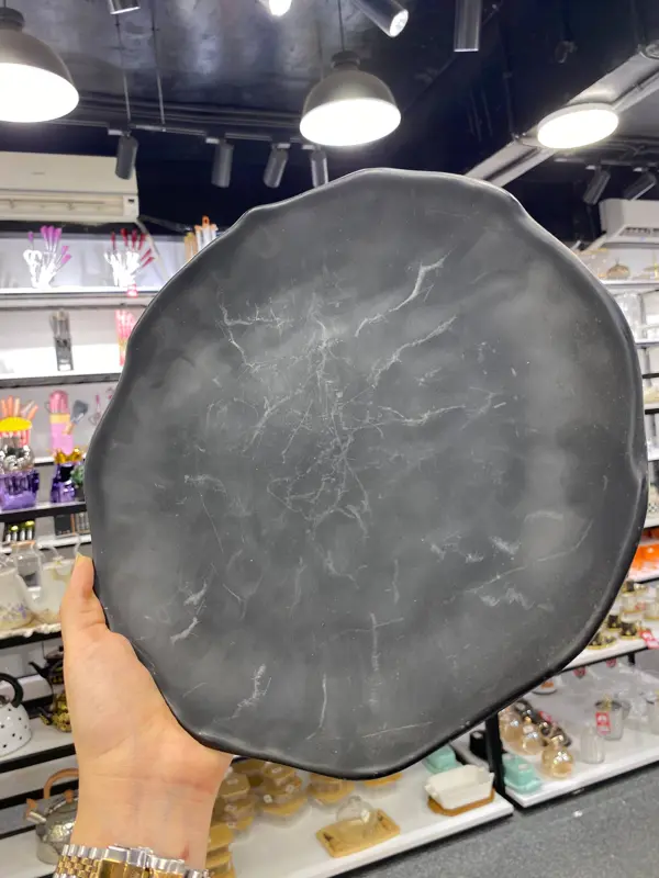 سيرفيس تقديم ملامين بتصميم الماربل العصري