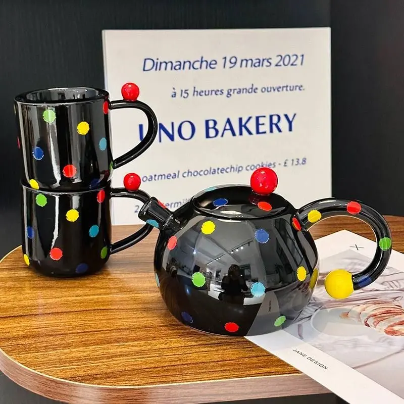 طقم شاي وقهوة منقط