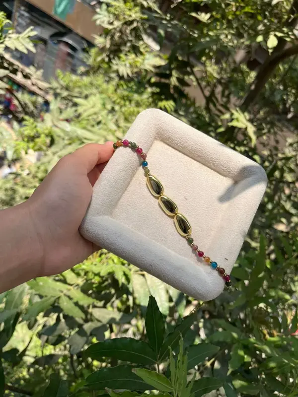 انسيال "لوحة الألوان" من مجموعة الألوان الزاهية