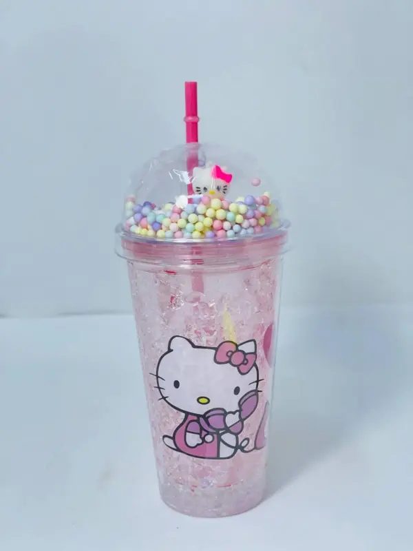 كوب كيتي من مجموعة "أكواب الأصدقاء"