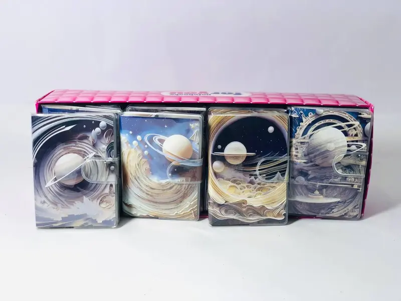 نوت بوك لاصق بتصميم المجرات وغلاف بلاستيكي