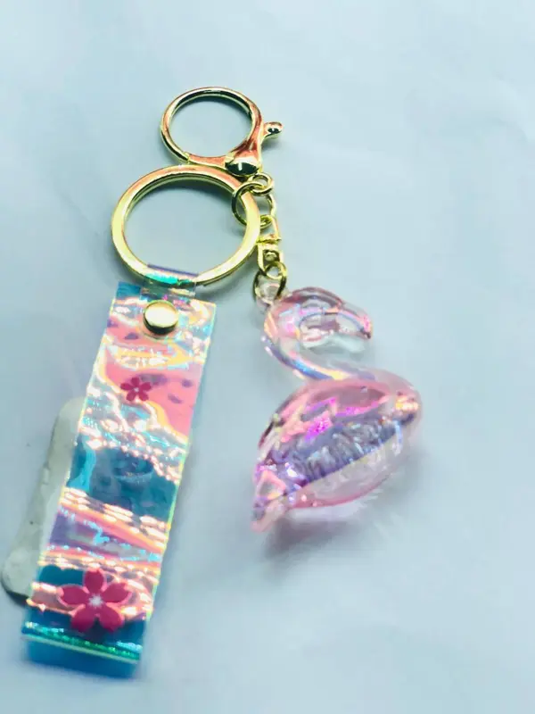 ميدالية دولفين/بجعة/زجاجة سائلة،