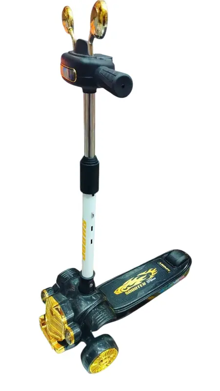 سكوتر كلاسيك، بتصميم سيارة عتيقة مع إضاءة وصوت